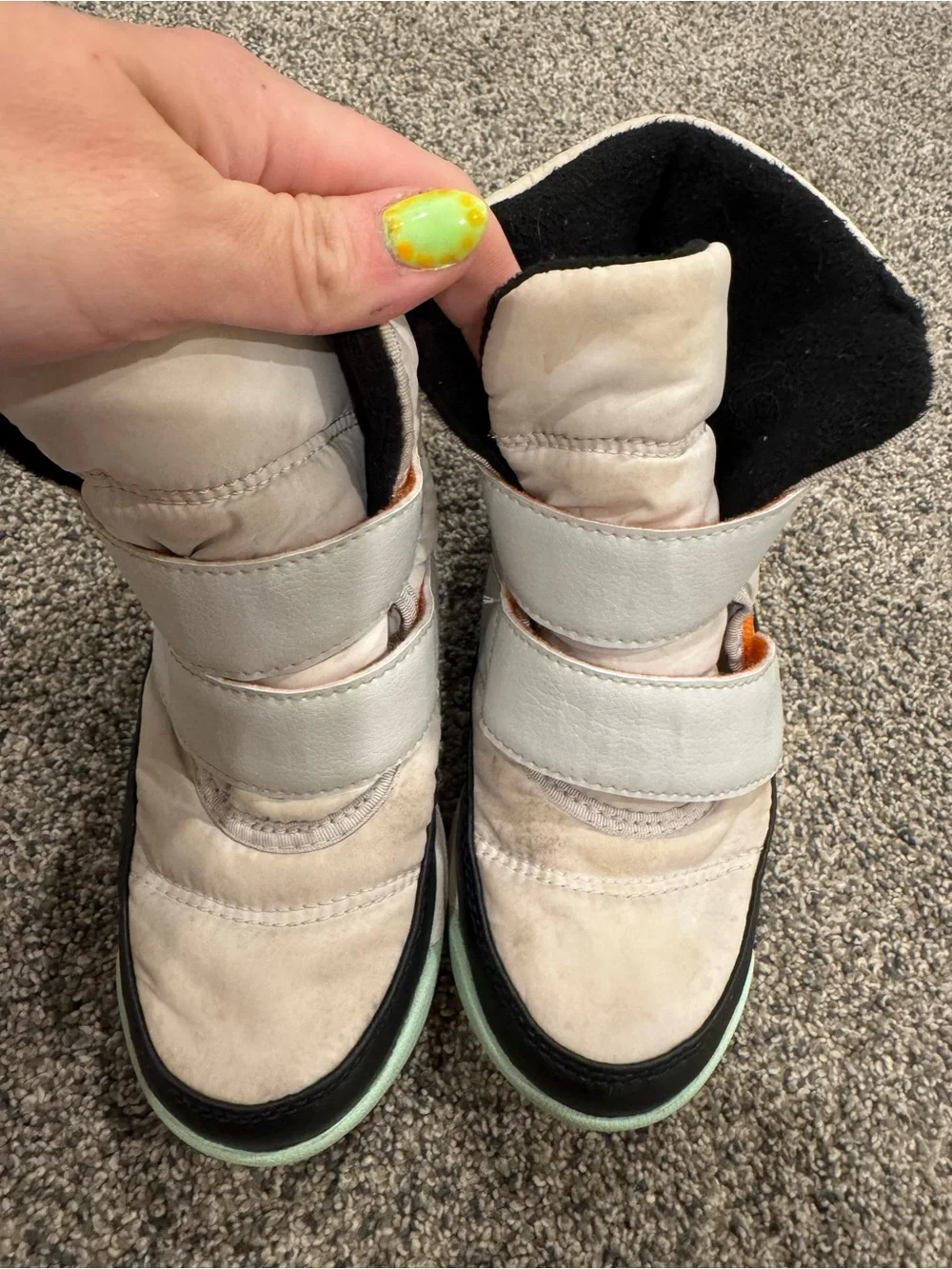 Sorel kids light